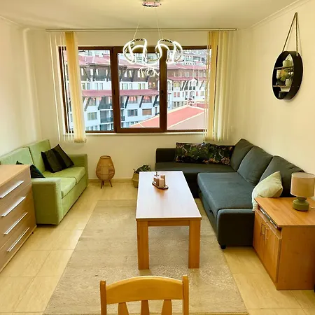 Mountain View, Grand Monastery Pamporovo, Location Apartment